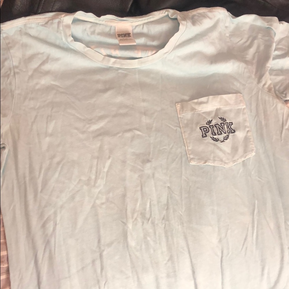 Iight blue top